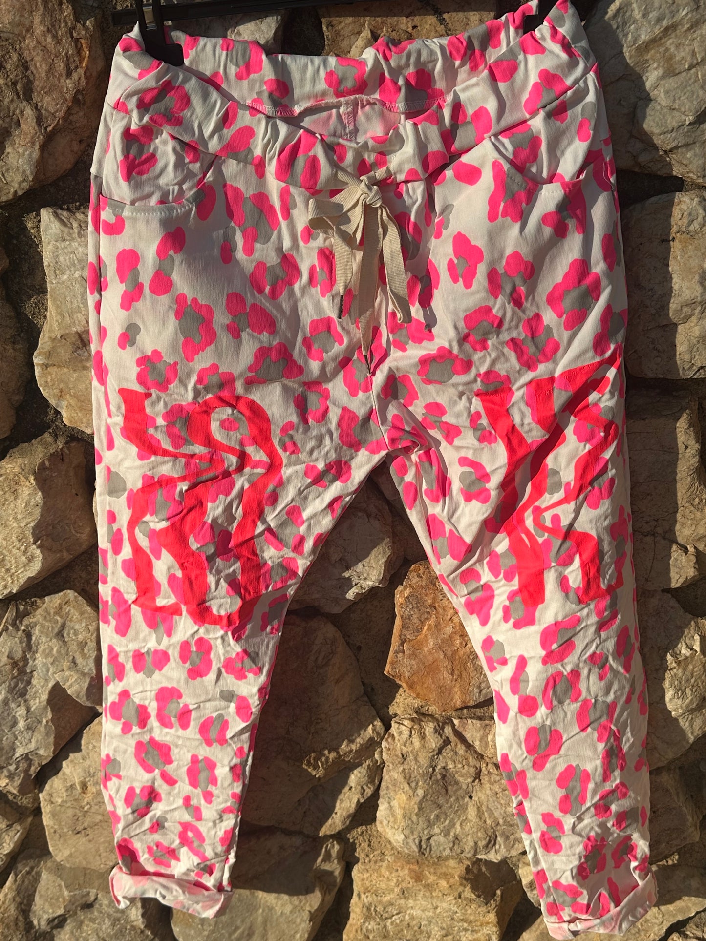 Neon Leopard Love Pink