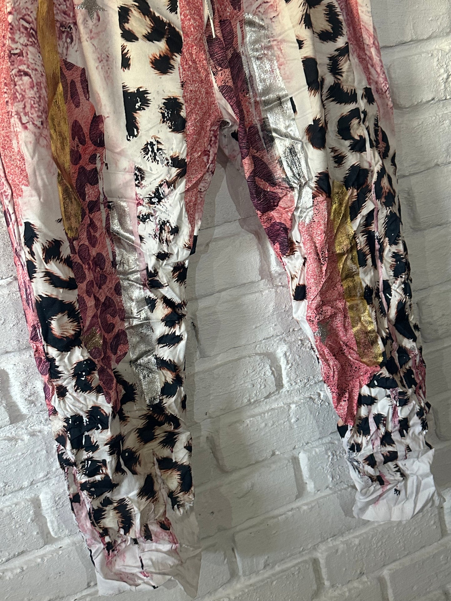 Wild Leopard Rose Pant