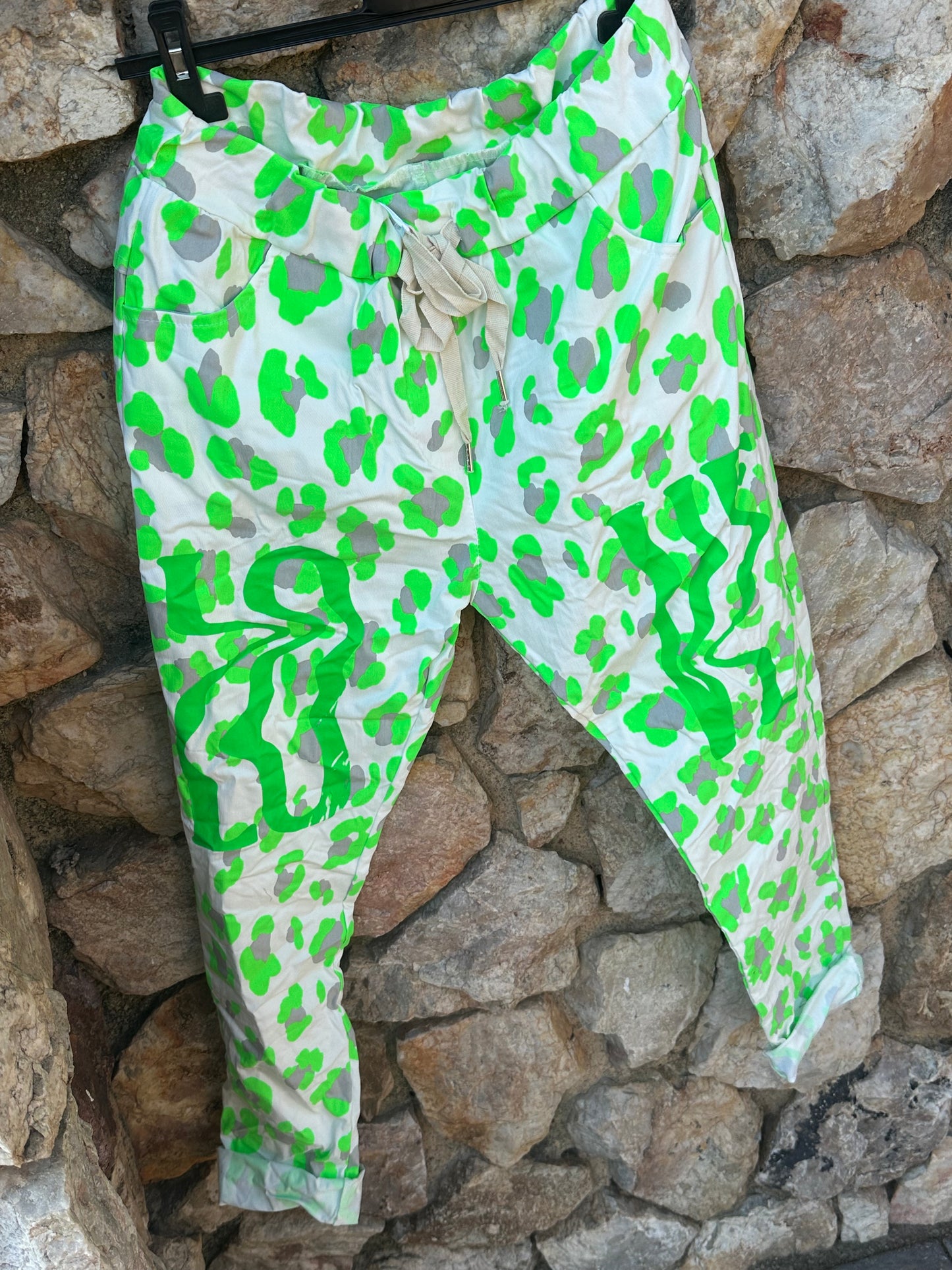 Neon Leopard Love Green